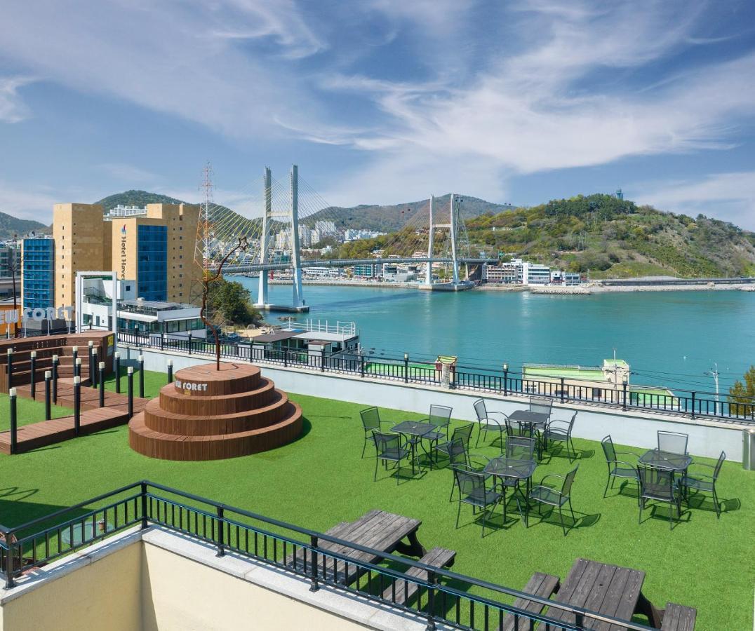 Yeosu View Foret Pension Екстер'єр фото