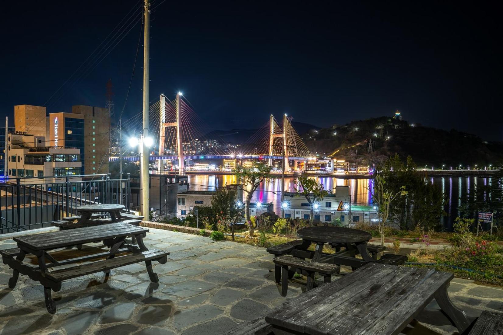 Yeosu View Foret Pension Екстер'єр фото