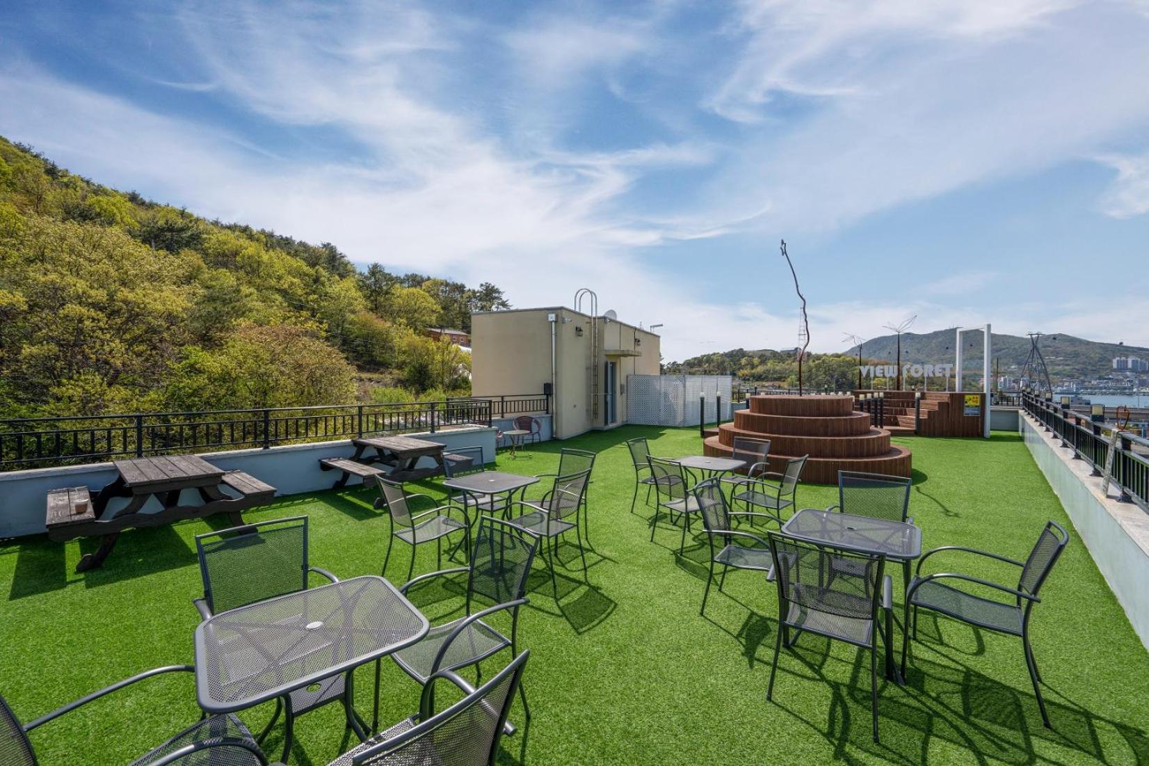 Yeosu View Foret Pension Екстер'єр фото