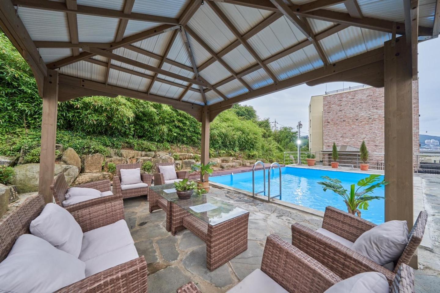 Yeosu View Foret Pension Екстер'єр фото