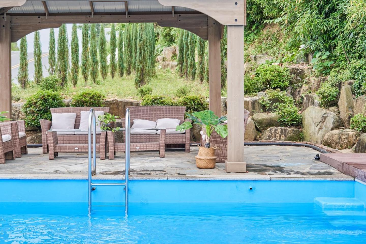 Yeosu View Foret Pension Екстер'єр фото
