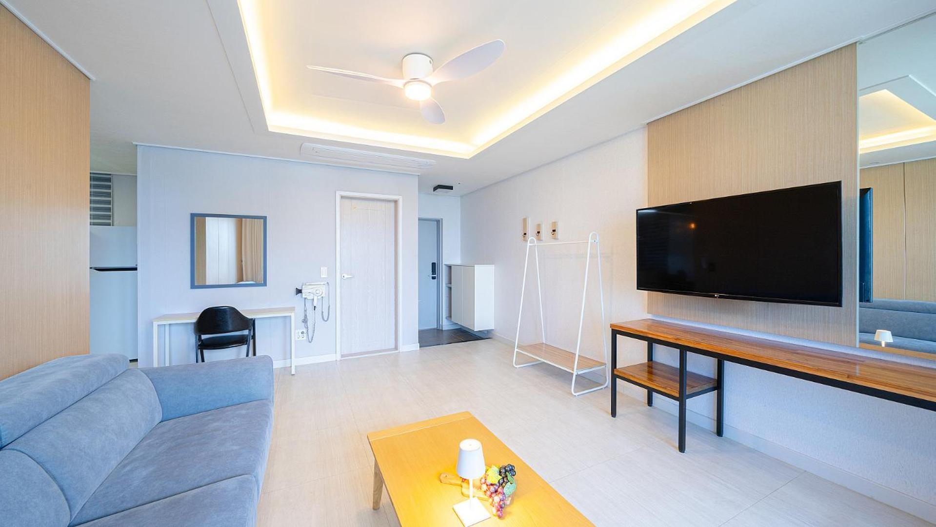 Yeosu View Foret Pension Екстер'єр фото