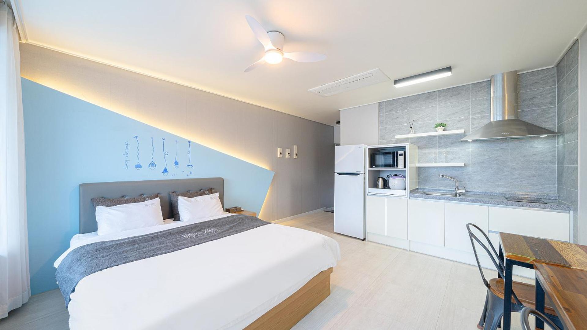 Yeosu View Foret Pension Екстер'єр фото